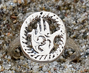 Anello Argento con Mano di Fatima