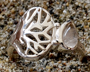 Anello in Argento dell'albero della Vita con Labradorite Bianca