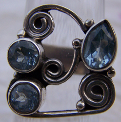  Anello in Argento e Topazio blu