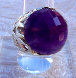  Anello in Argento forato e Ametista sfaccettata