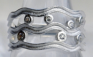  Anello in Argento satinato e Diamantini di Herkimer