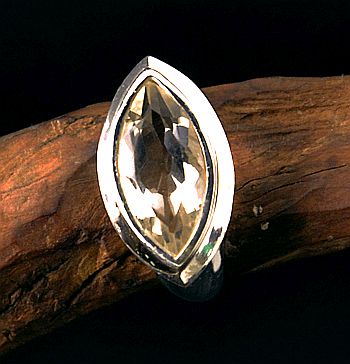 Anello Pietra preziosa