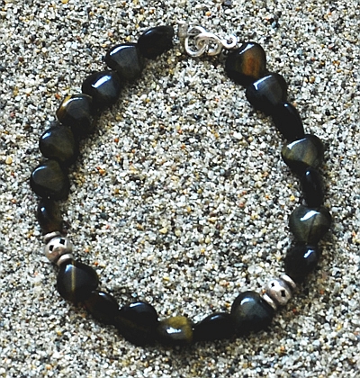 Bracciale in Argento e cuori di Occhio di Falco