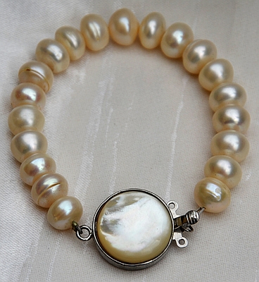 Bracciale Argento, Perle naturali e chiusura in Madreperla