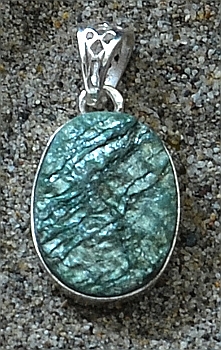 Ciondolo Argento e Fucsite