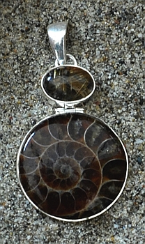 Ciondolo Argento e Ammonite Fossile